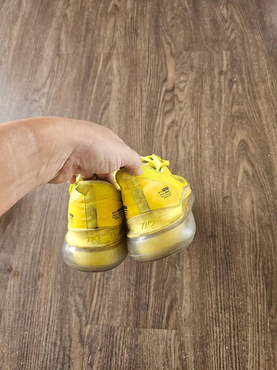 Tênis Nike 720 Vermelho e amarelo 100,00 - Foto 3