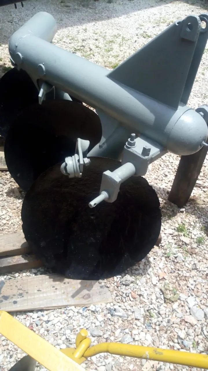 Arado Fixo 3 Discos - implemento agrícola para trator