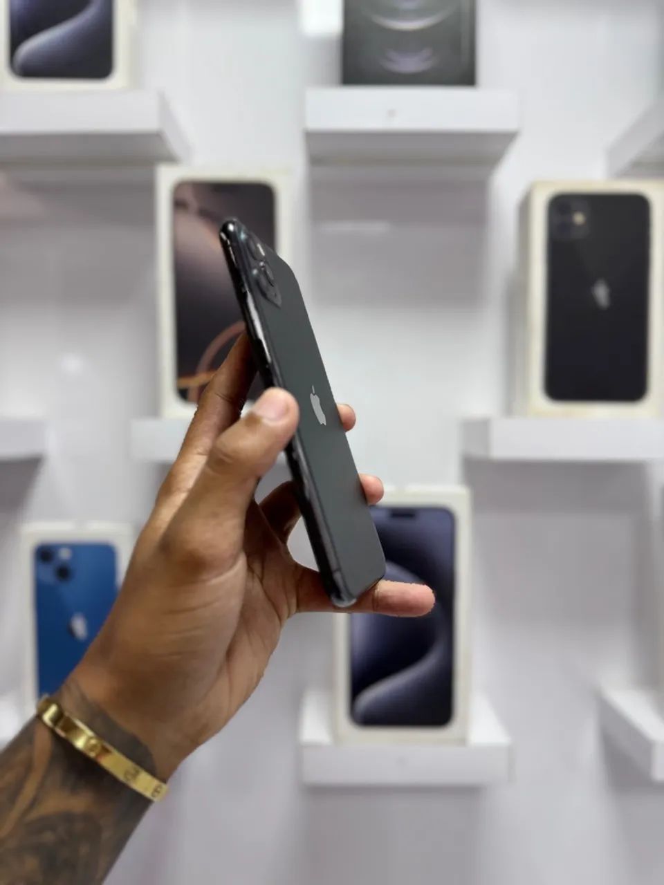 IPHONE 11 PRO MAX 64GB - Foto 2