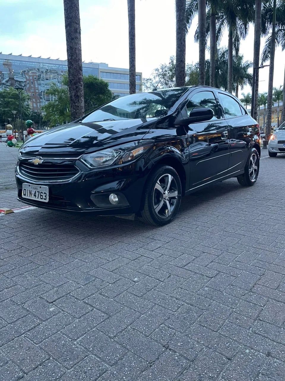 Chevrolet Onix Hatch LTZ 1.4 8V Flex Mec. 4P 2018