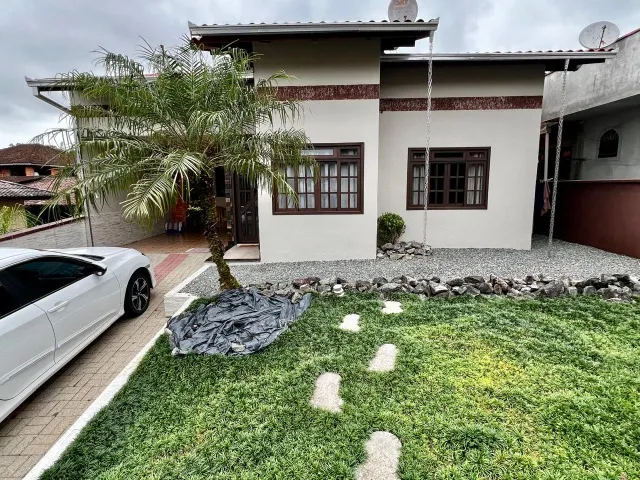 LINDA CASA no bairro Canela / Rio Bonito em Pirabeiraba