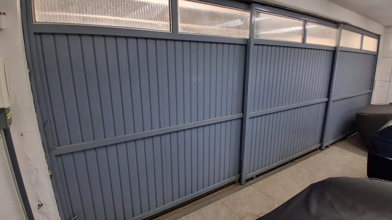 Vendo portões de garagem 64520792906242120