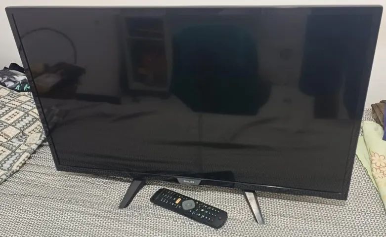 Tv 32" Philips (Imagem com listra) - Foto 2