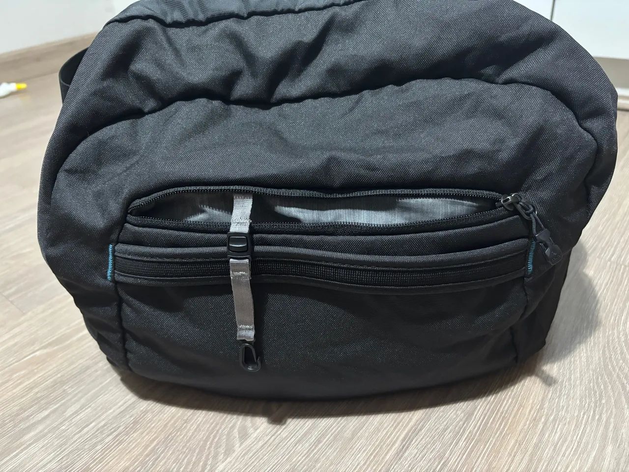 Bolsa Deuter Duffel Aviant 70 - Foto 3