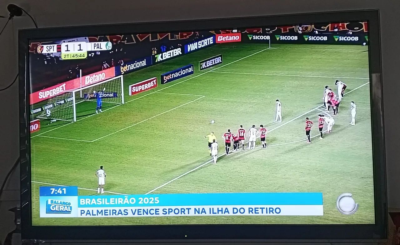 TV LED 43 polegadas Panasonic