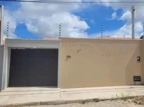 Casa para Locação em Arapiraca, Canafistula, 2 dormitórios, 1 suíte, 2 banheiros