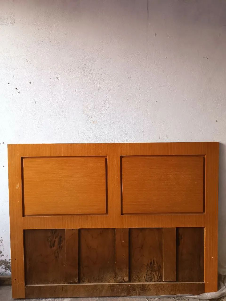 Cabeceira de madeira pura/antiga (cama king)