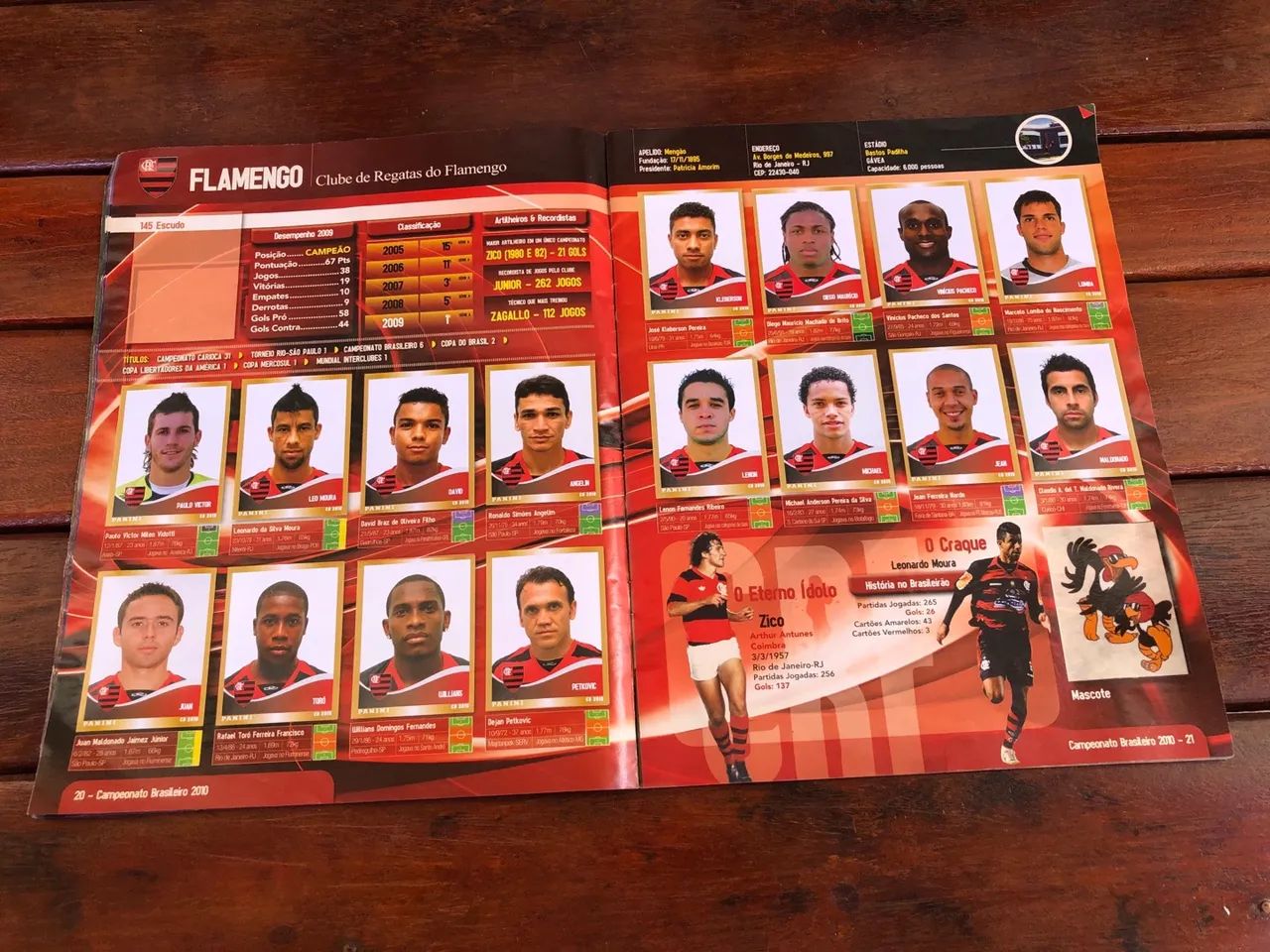 Álbum de figurinhas do Campeonato Brasileiro 2010 - Foto 2