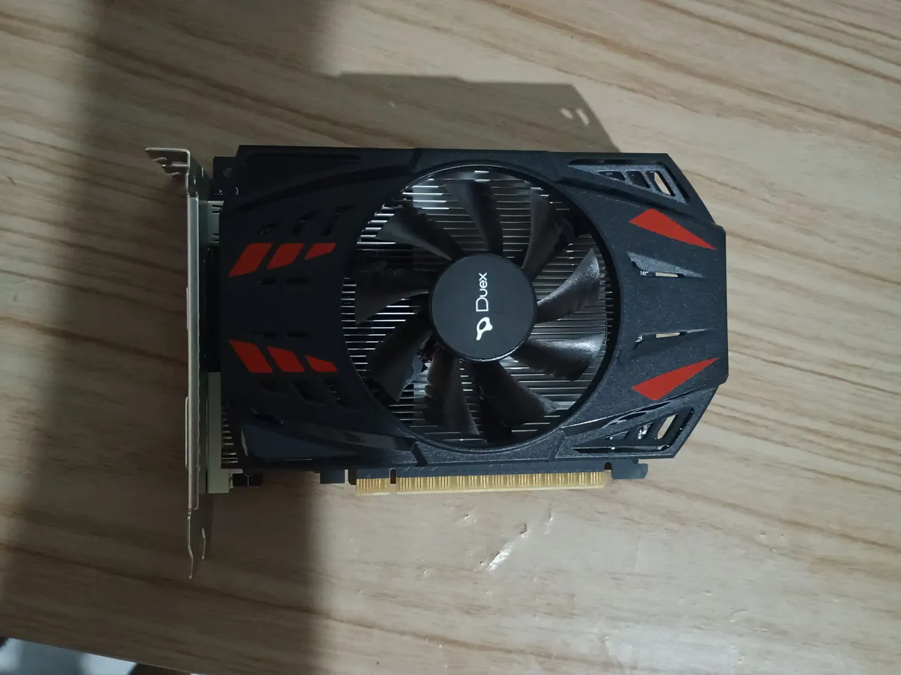 GTX 750ti 4gb nova