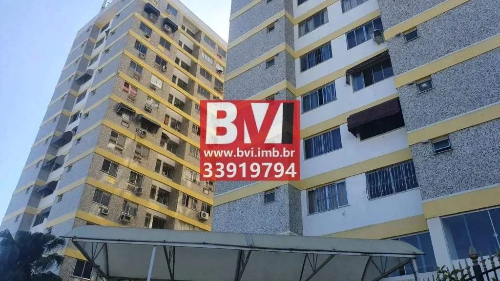 Apartamento em Rocha Miranda de frente, andar alto, prédio com infra estrutura, sala toda