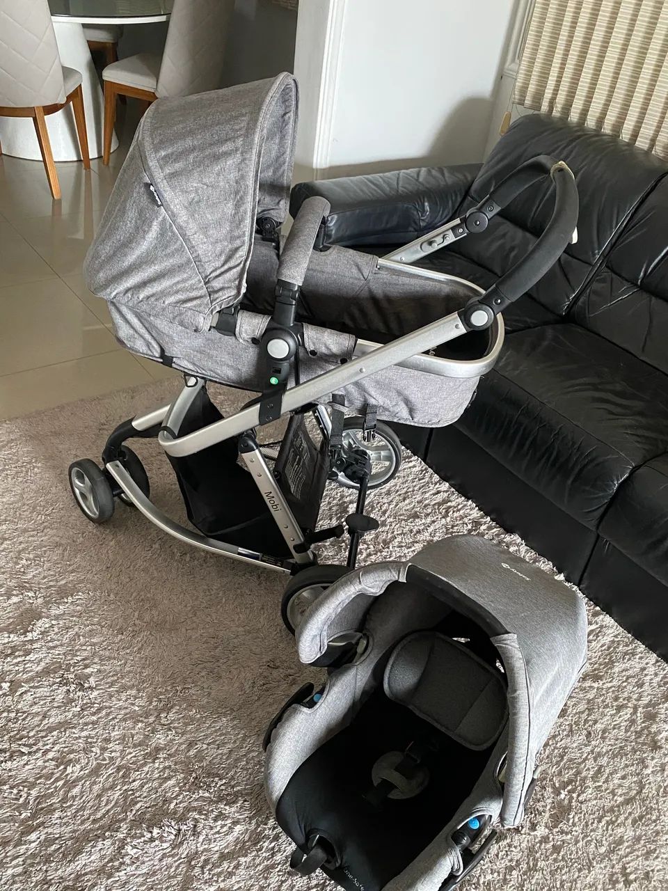 Carrinho de bebê + bebê conforto safety mobi