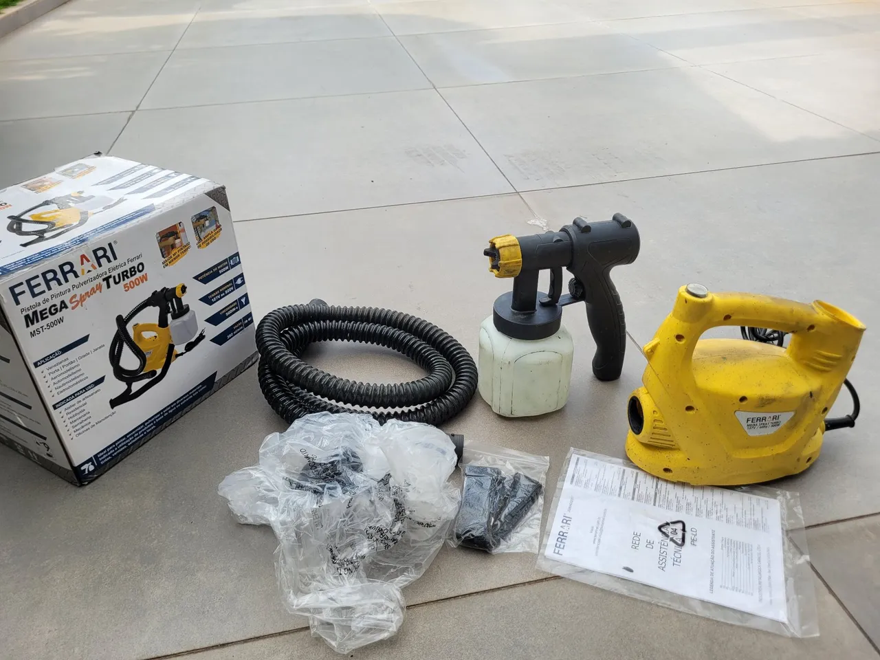 Pistola de Pintura Ferrari Mega Spray Turbo 500W