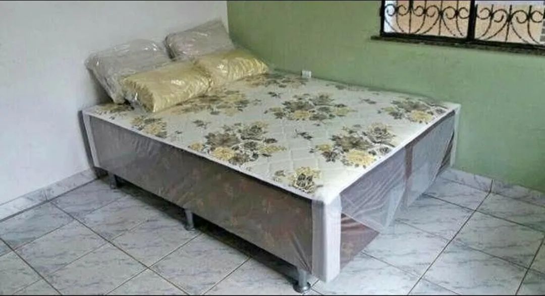Cama Box Casal com Colchão Floral