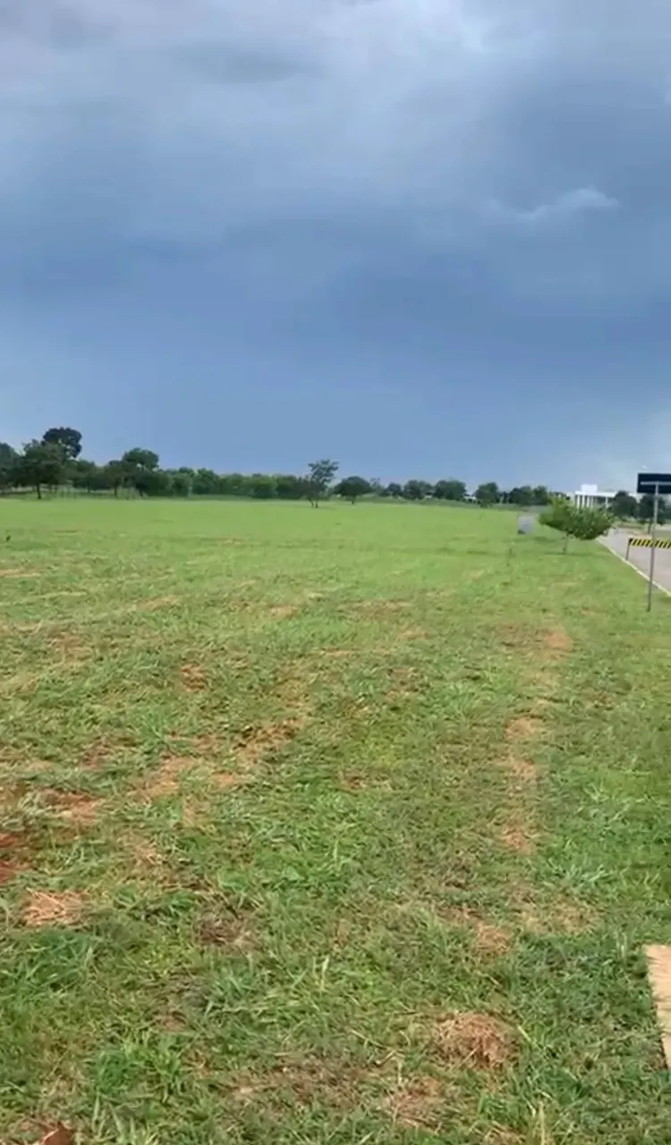 Lote em Condomínio Portal do Sol Golf Green - Goiânia - GO