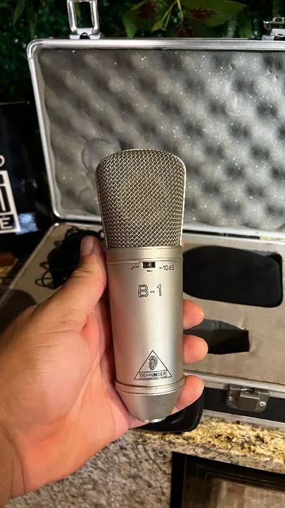 Microfone B1 Behringer 