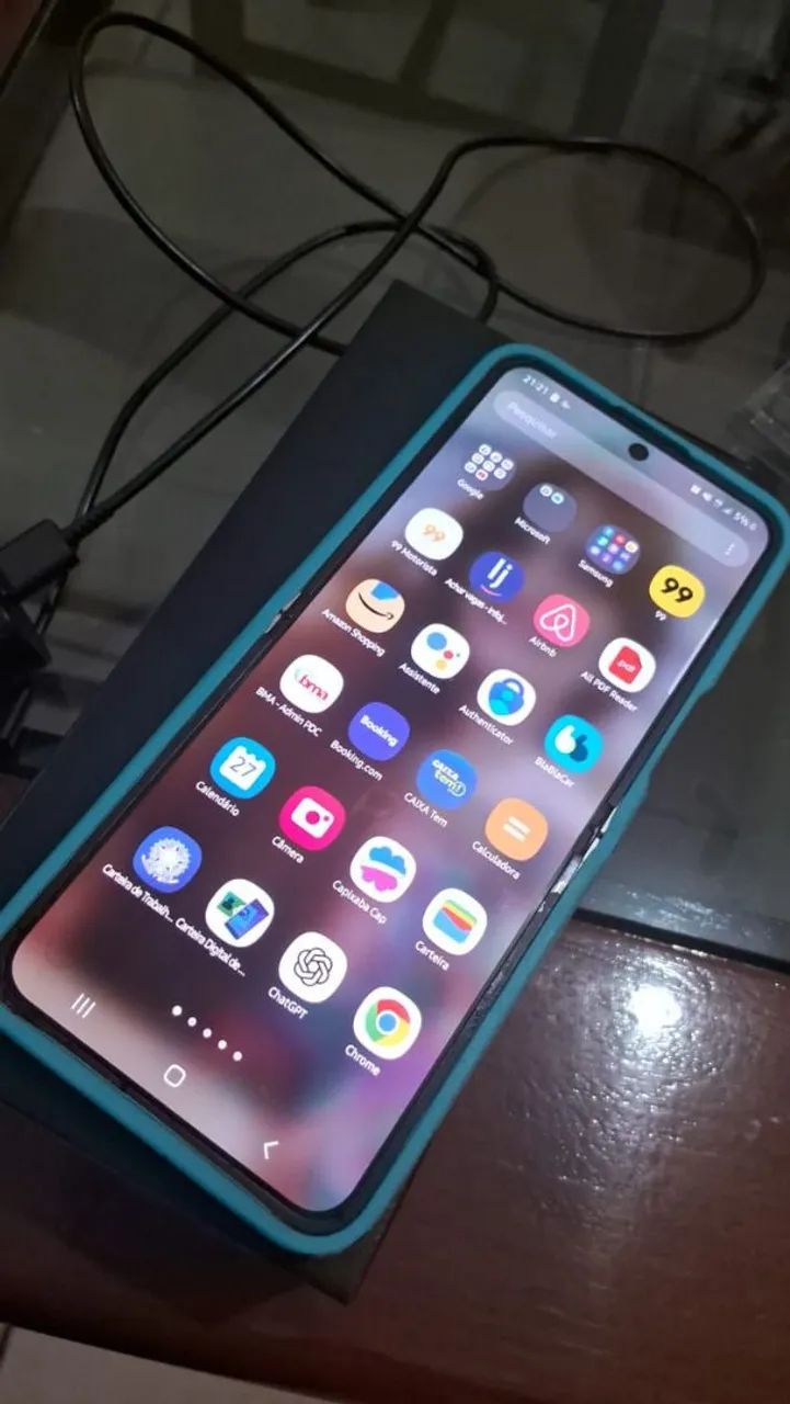 V/T Samsung Z Flip 6 256gb  completo com nota e garantia - Foto 2
