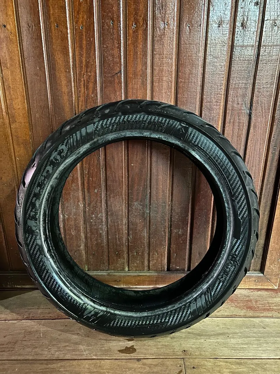 2 Pneus para moto