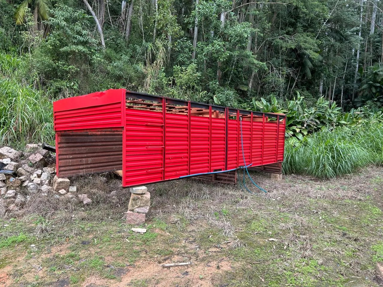 Sobre caixa metalica pra boiadeiro  - Foto 2