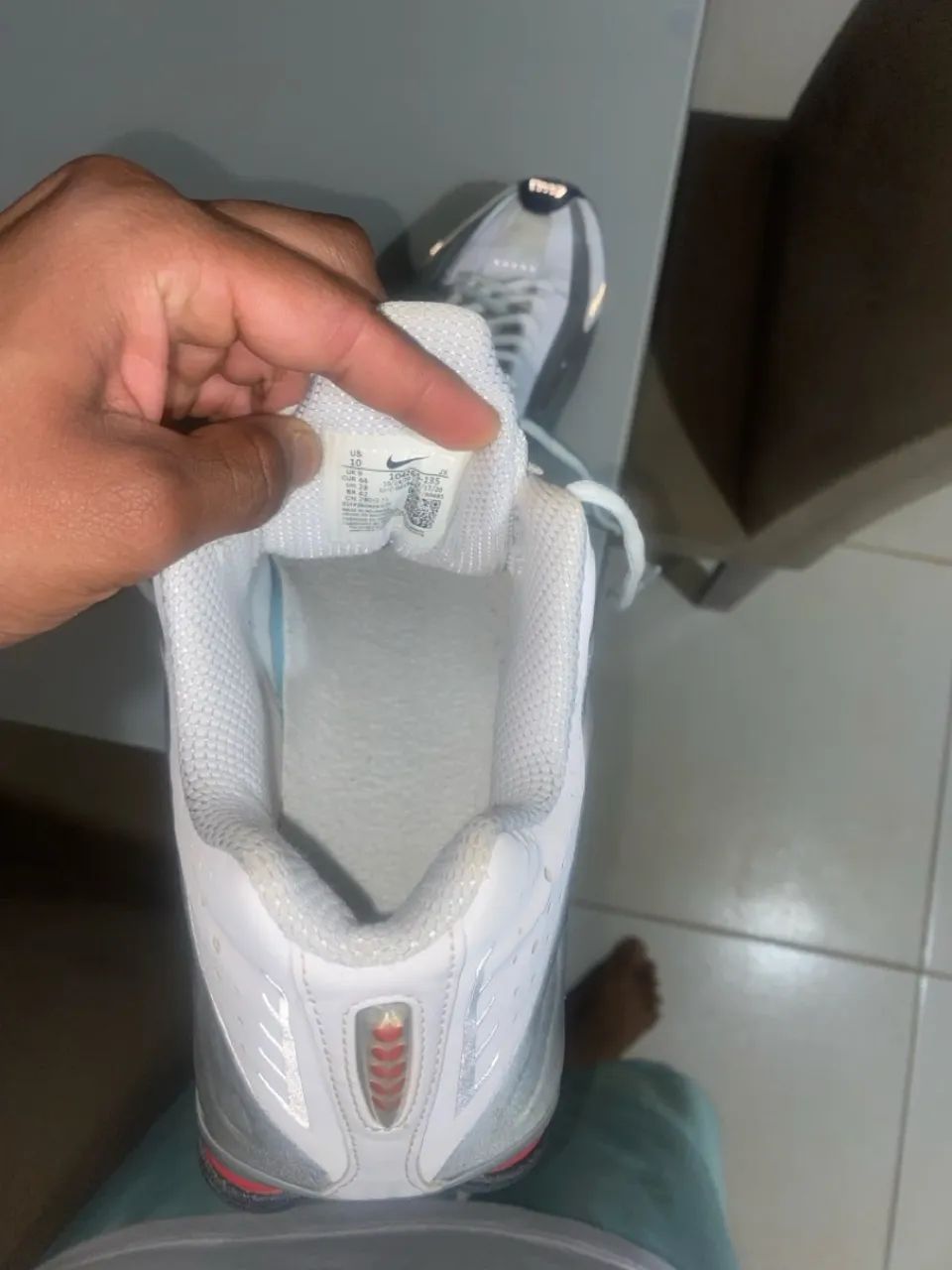Tênis Nike Shox R4 Masculino - Foto 4