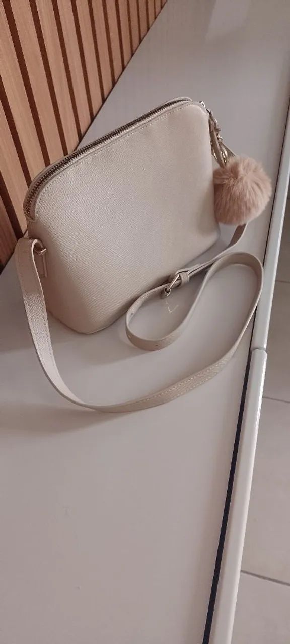 Bolsa bege leve um brinde a sua escolha  - Foto 2