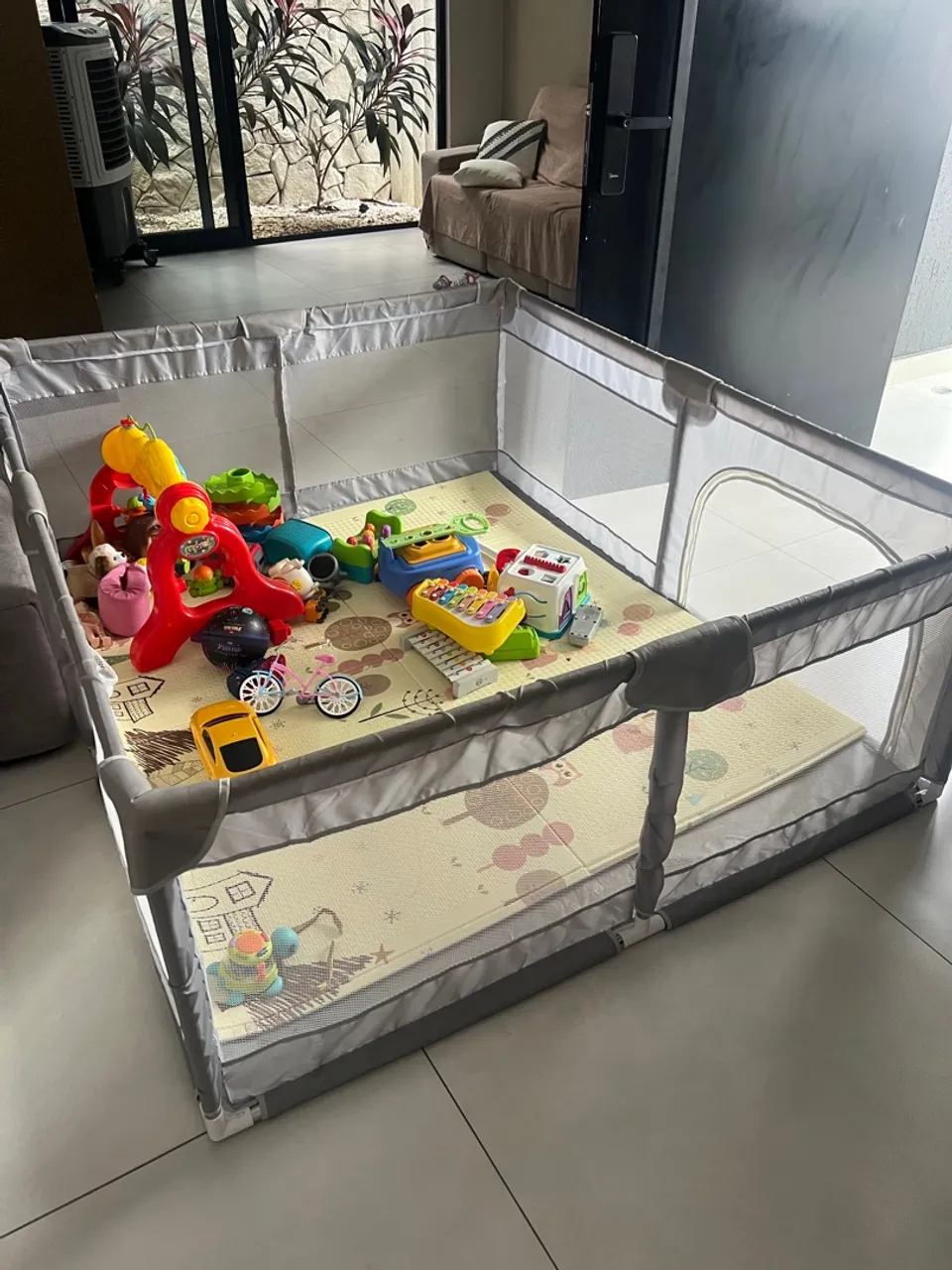 Cercadinho para bebe 1,8m x 1,8m
