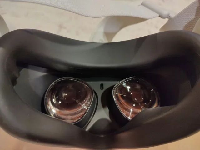 Oculus Quest 2 - Foto 5