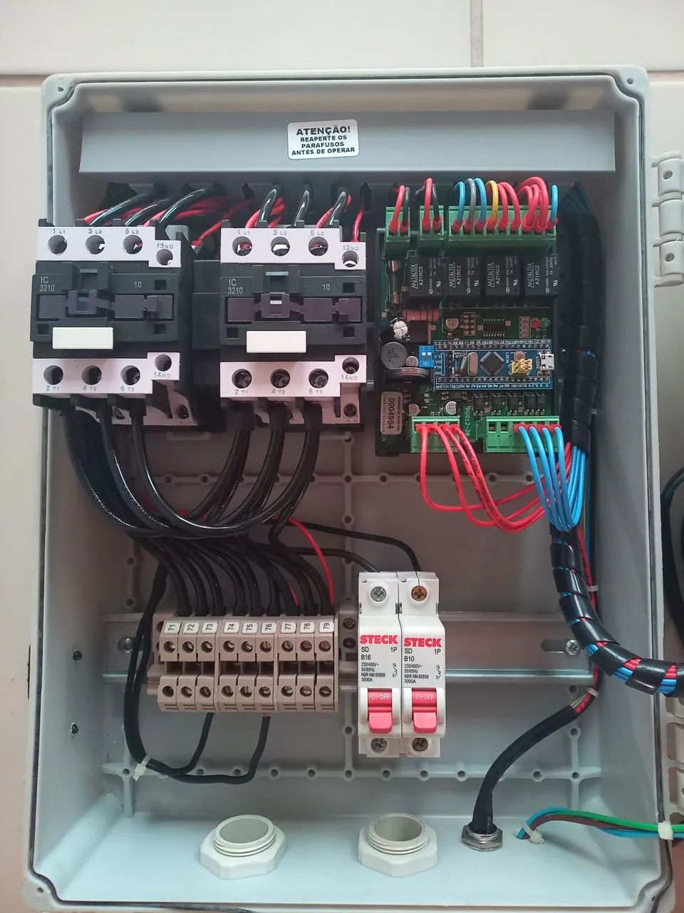 Painel de Transferência Automática (ATS) - 7 kVA Trifásico 220V64305905257090122