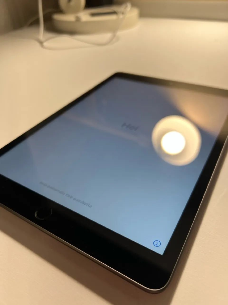 IPad 7ª Geração 10,2- 32 GB - Wi-Fi + 4G - Desbloqueado