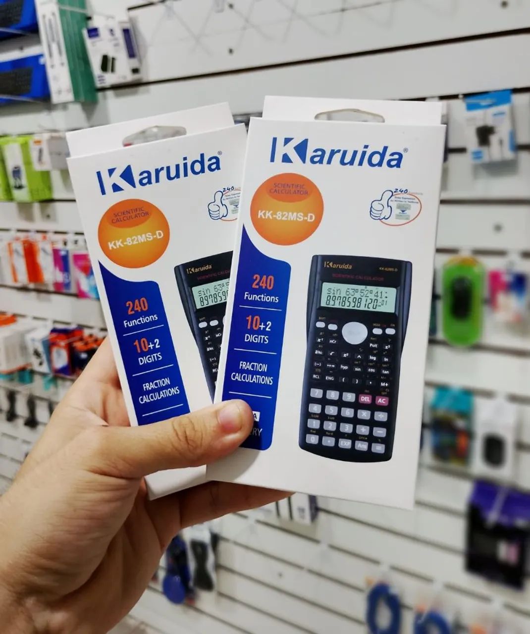 Calculadora Científica 240 funções - vai com pilha (fazemos entregas)