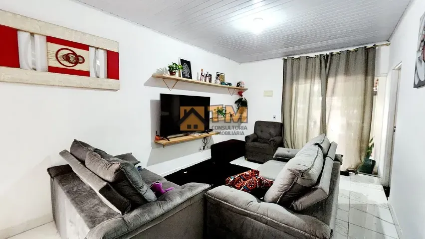 Casa bem localizada na Qd, 101 do Residencial Oeste