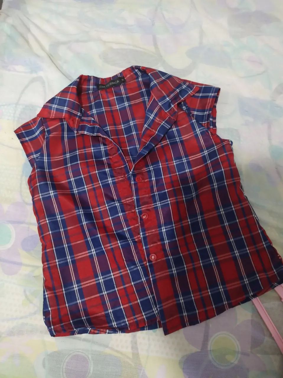 Blusa xadrez feminina e vestido 