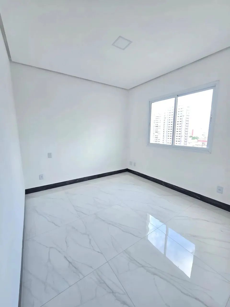 Alugo excelente apartamento no Ed. Torres Liberto - Foto 4