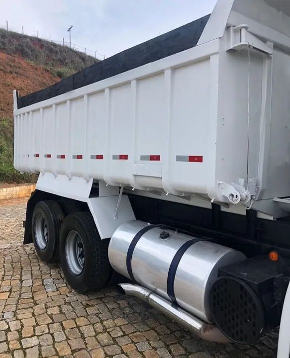 vw 19320 6x2 2011  caçamba - Foto 12