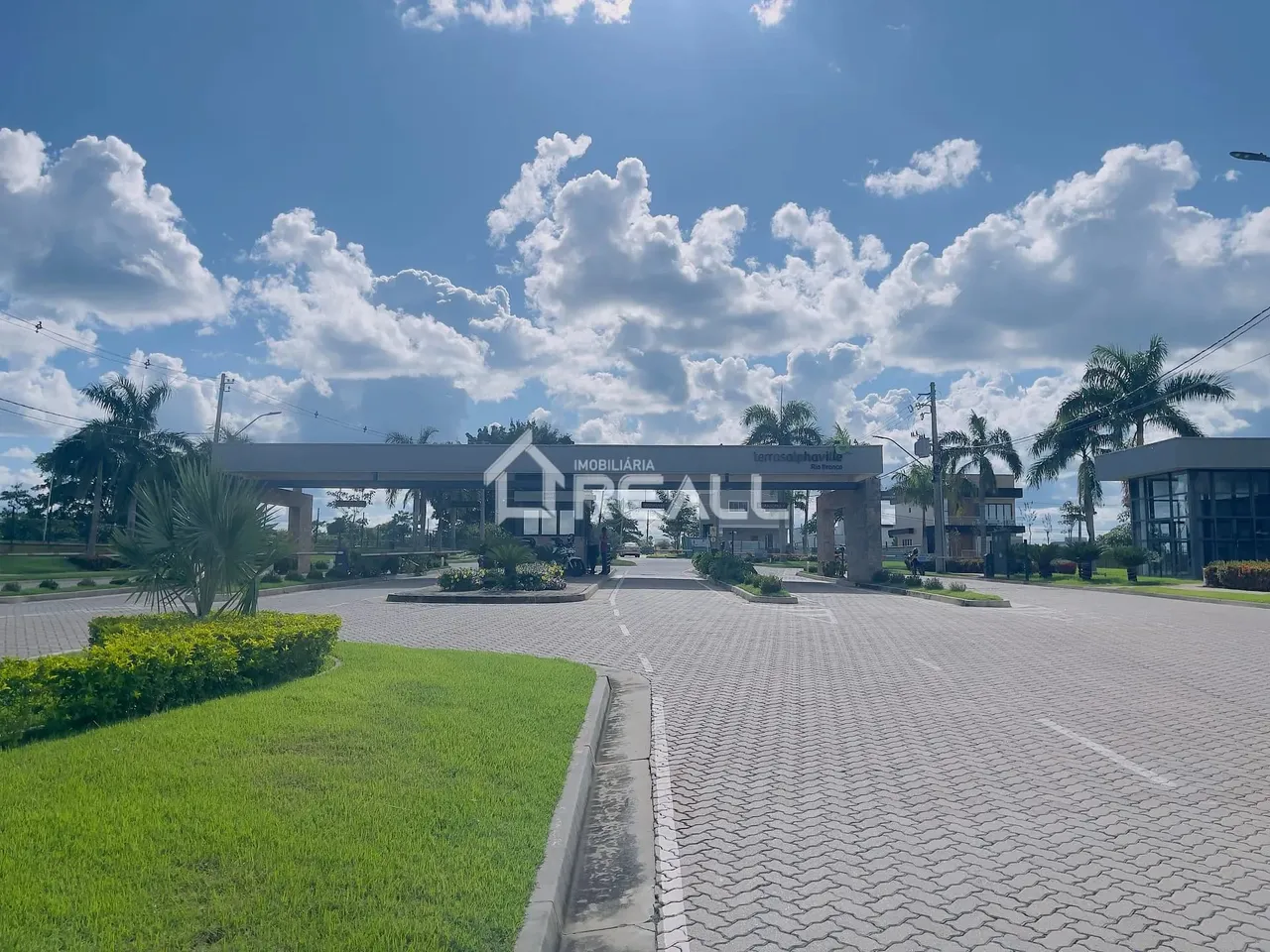 Vende-se LOTE com 300,00m² no Terras Alphaville - Documentado