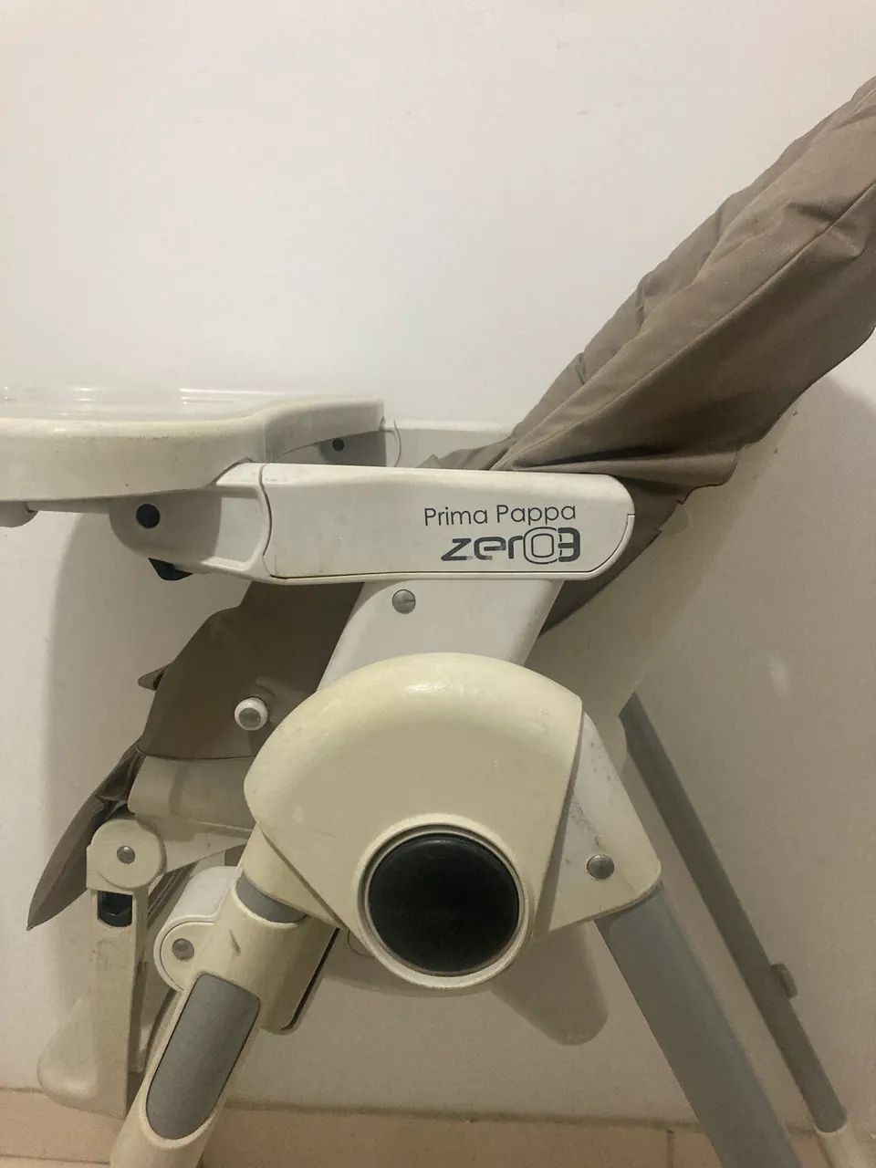 Cadeira de alimentação 64254017077890123