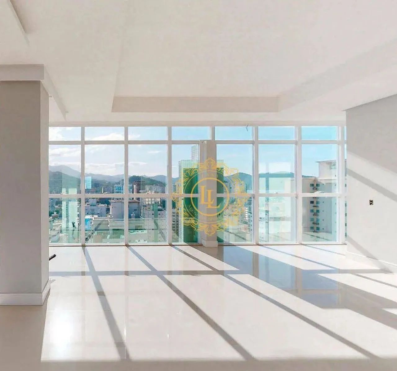 Cobertura Duplex em Itapema com 417m² privativos, 05 suítes, sendo 02 suítes máster com hi - Foto 2