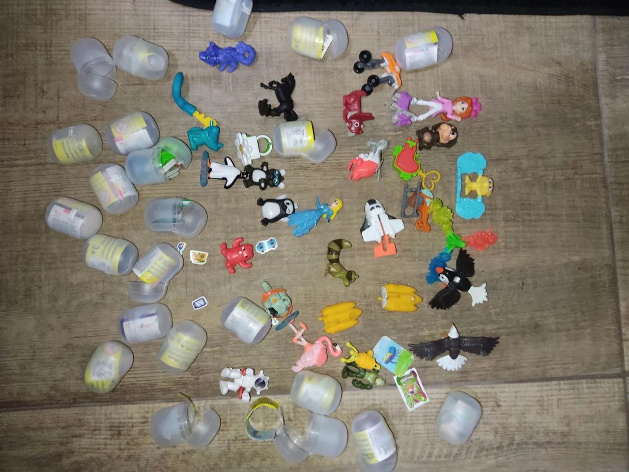 Brinquedos Kinder ovo - Foto 2