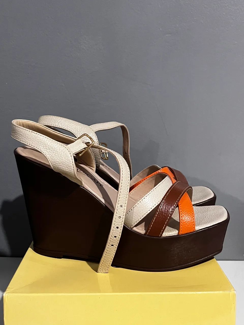 Plataforma / Couro café  - Foto 2