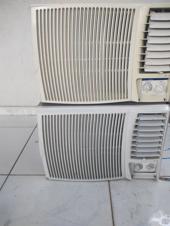 2 Ar Condicionados de Janela - Usados - Foto 5