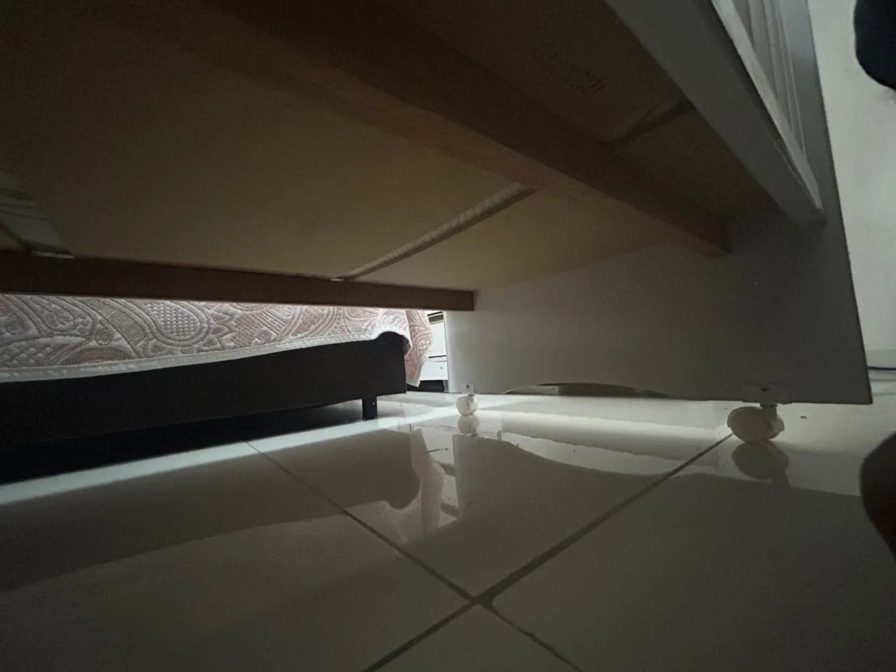 Berço de bebê branco em ótimo estado - Foto 2