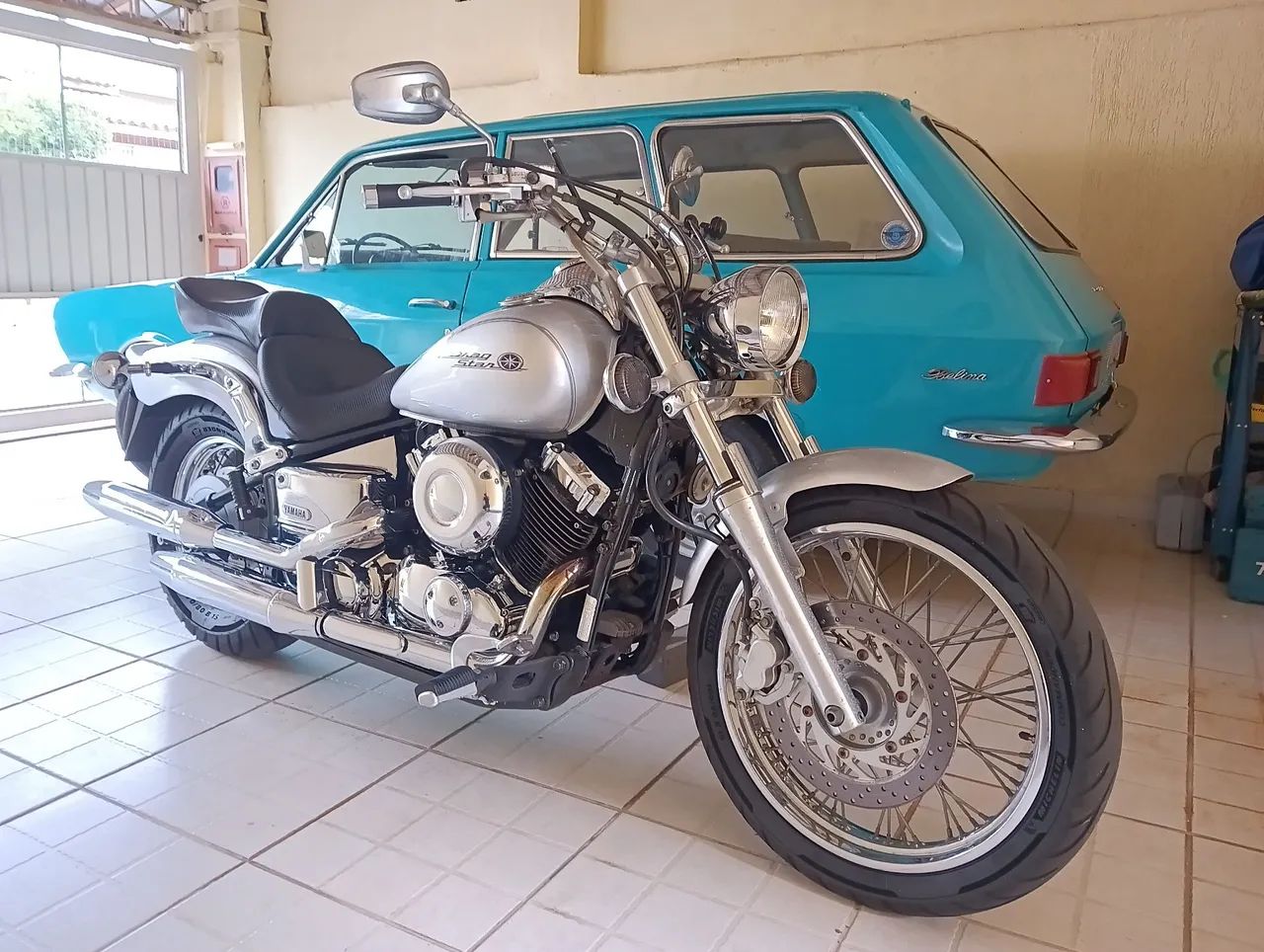 Dragstar 650 de tirar o fôlego 