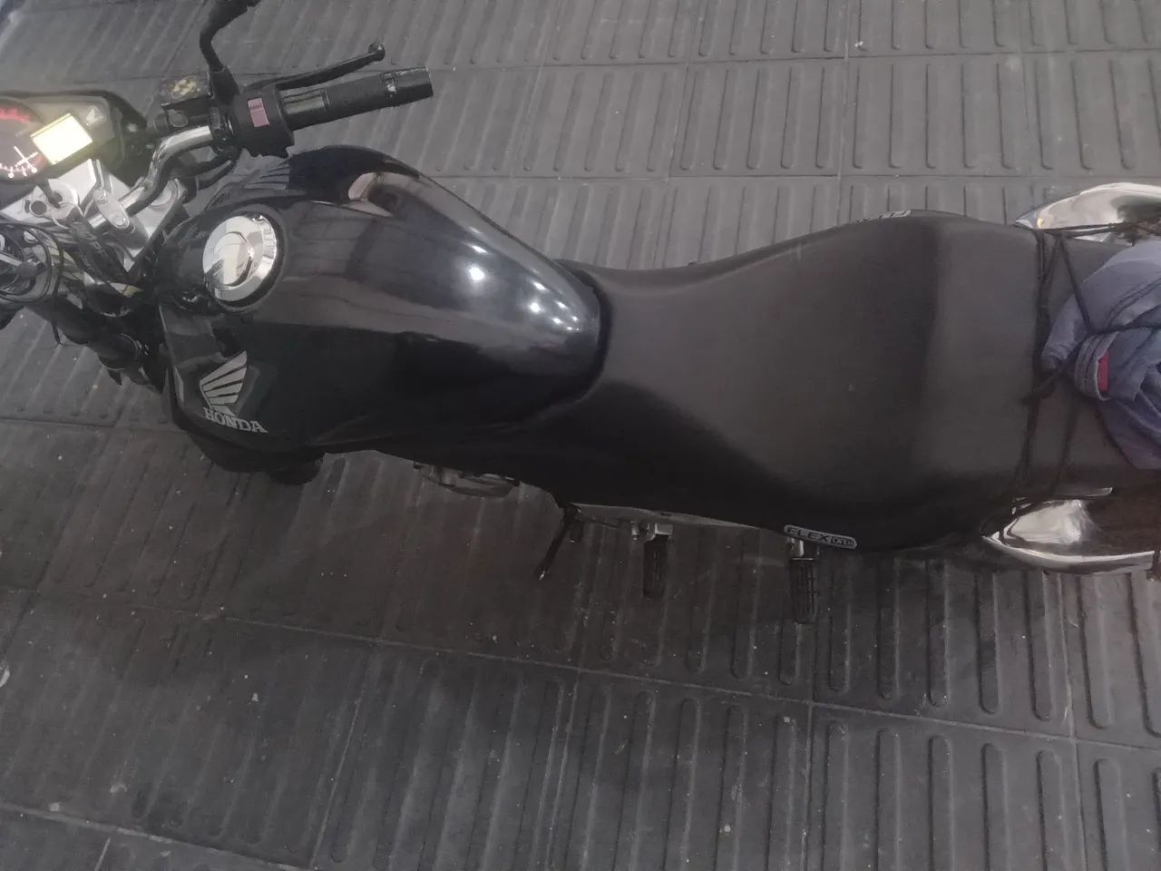 HONDA CB300R Preto Flex  - Foto 5