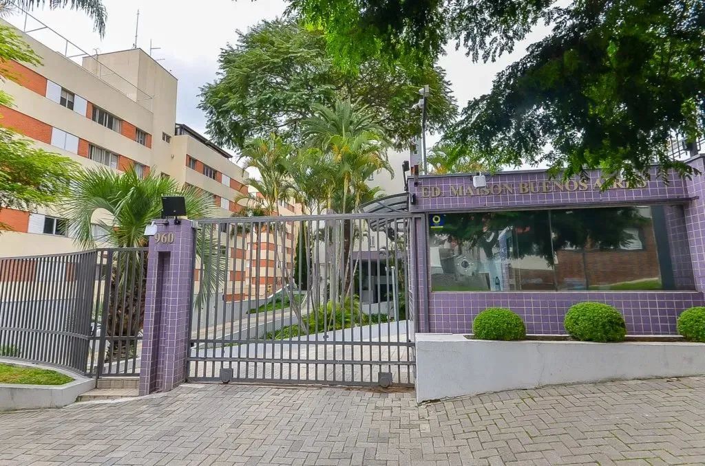 Cobertura com 3 suítes à Venda no Batel por R$ 2.370.000,00