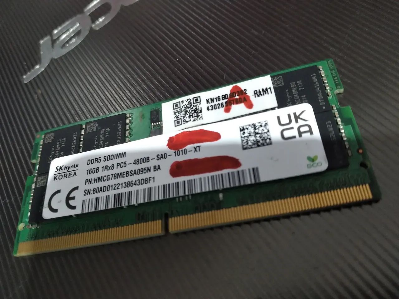 16GB DDR5 Memory64317905185667121