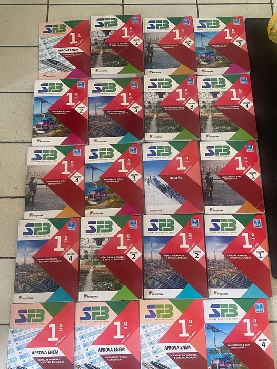 Livros didáticos - Sistema Farias Brito - 1º Ano - 10 Volumes - Foto 3