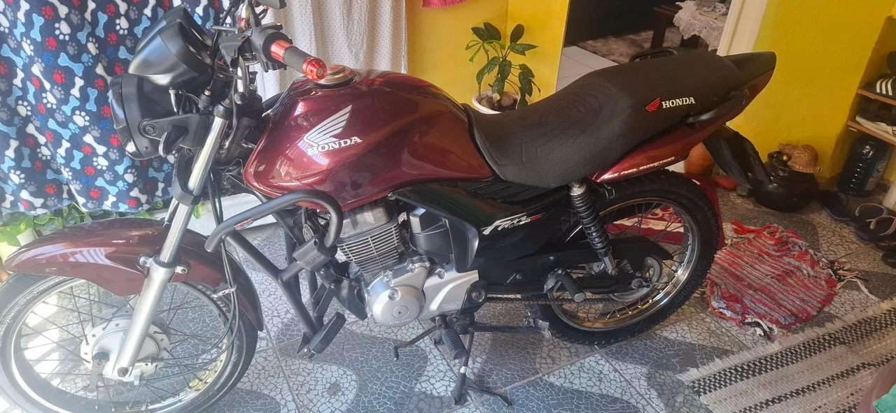 Vendo moto ou troco por carro do meu interesse