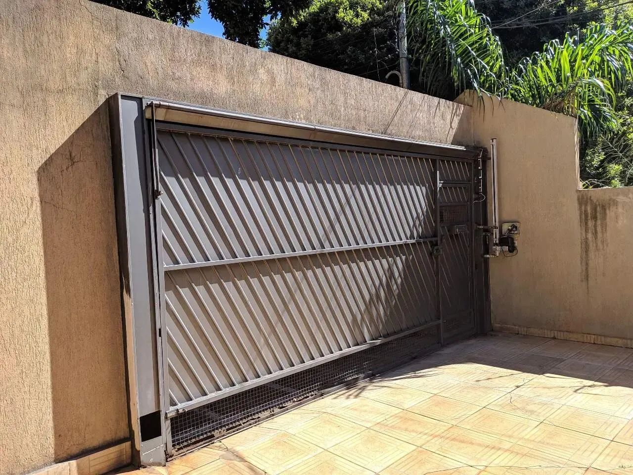 Oportunidade! Casa Ampla e Bem Localizada - Foto 2