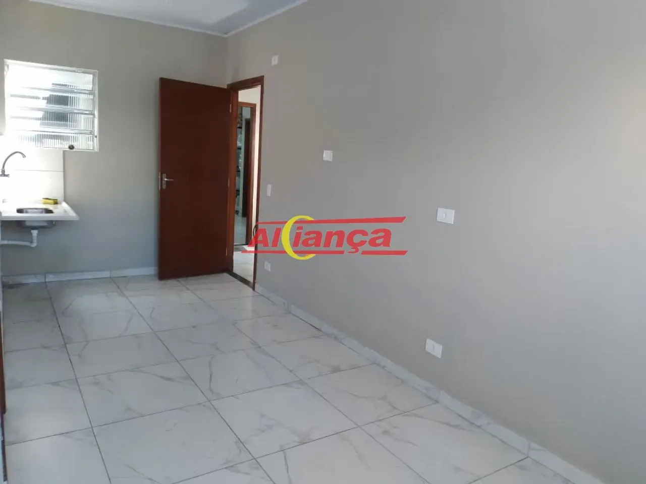 STUDIO PARA ALUGAR COM 01 QUARTO, 27M², VILA RIO DE JANEIRO - GUARULHOS/SP POR R$ 1.000,00