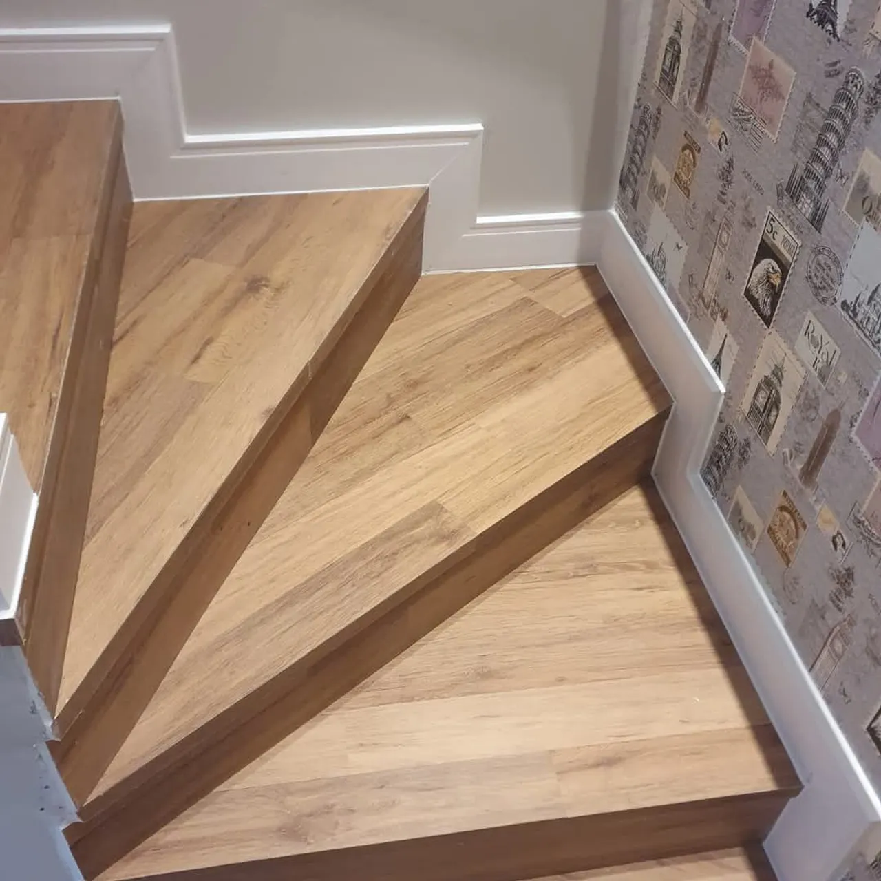 Pisos vinílico e laminado vendemos e instalamos