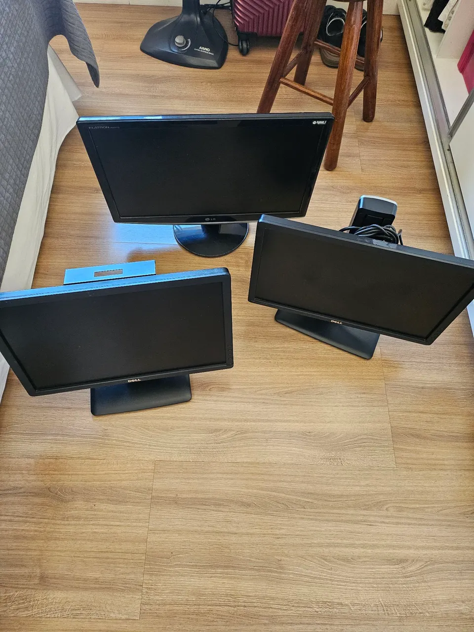Monitores LG e Dell - Ótimo estado